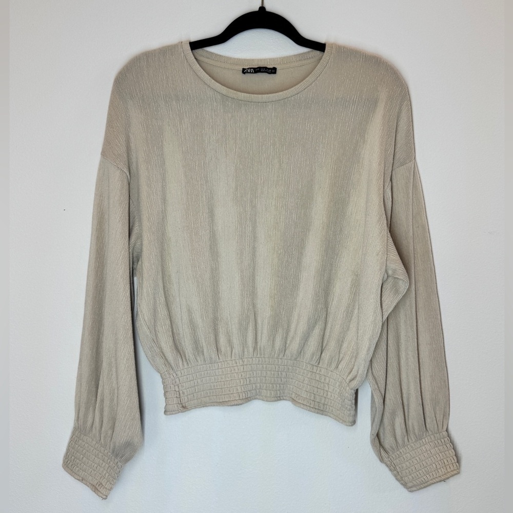 Zara Beige Knit stretchy Sweater small